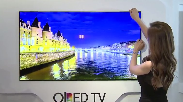 LG OLED Wallpaper TV. Screenshot fra LG video.