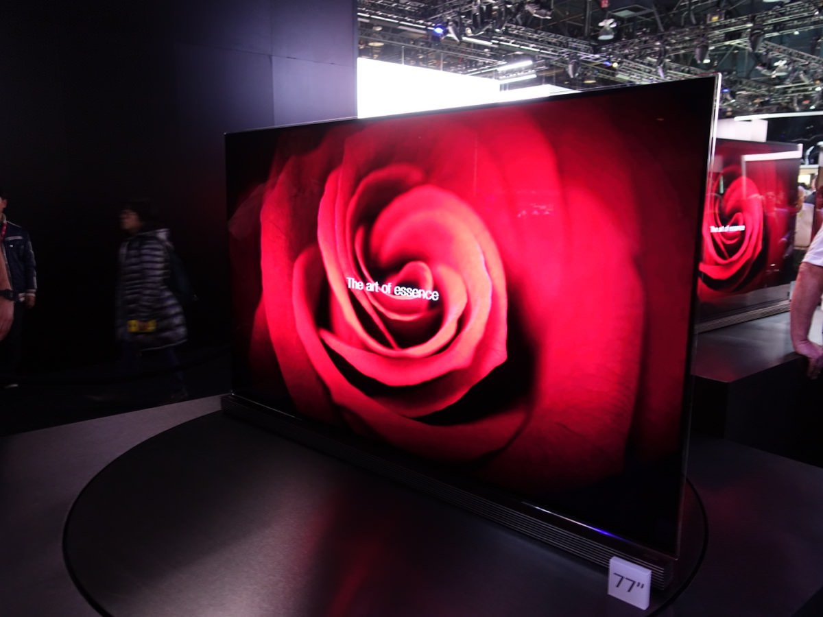 CES_2016_LGBOOTH_5