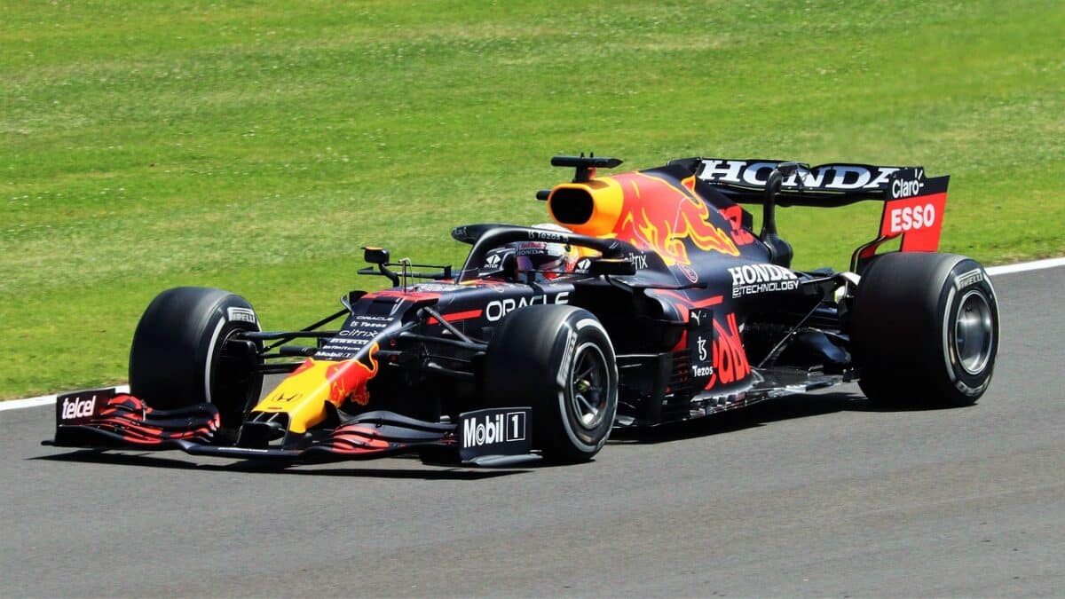 Viaplay har erhvervet rettighederne til at vise Formel 1 indtil 2029, ifølge recordere.dk.